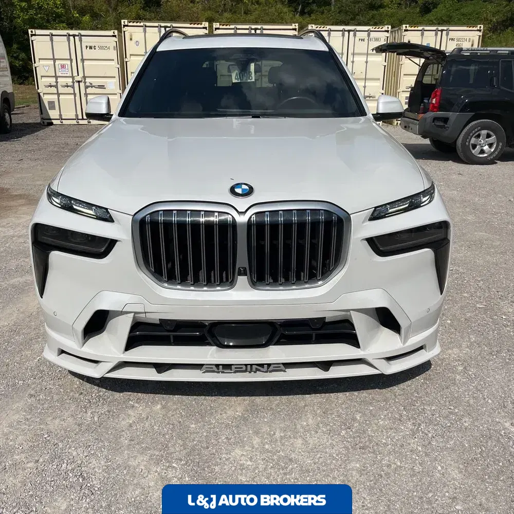 2024 BMW X7 Alpina XB7