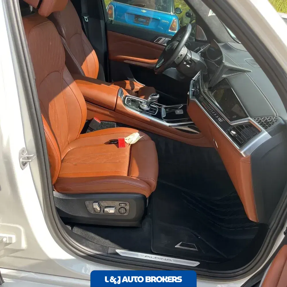 2024 BMW X7 Alpina XB7
