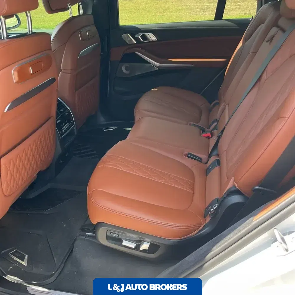 2024 BMW X7 Alpina XB7