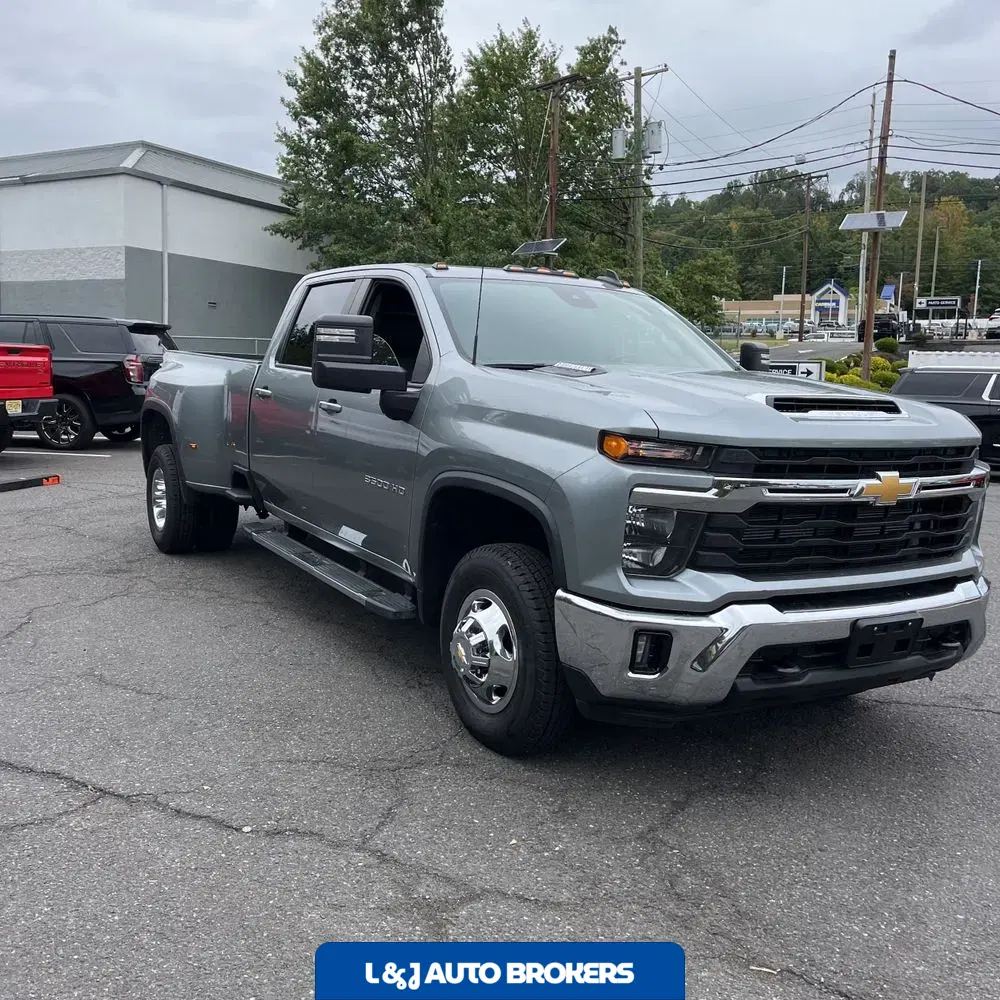 2024 Chevrolet Silverado 3500HD LT