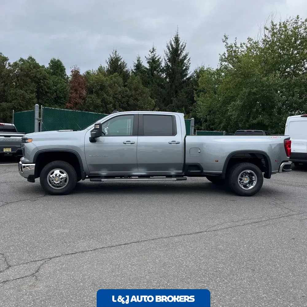 2024 Chevrolet Silverado 3500HD LT