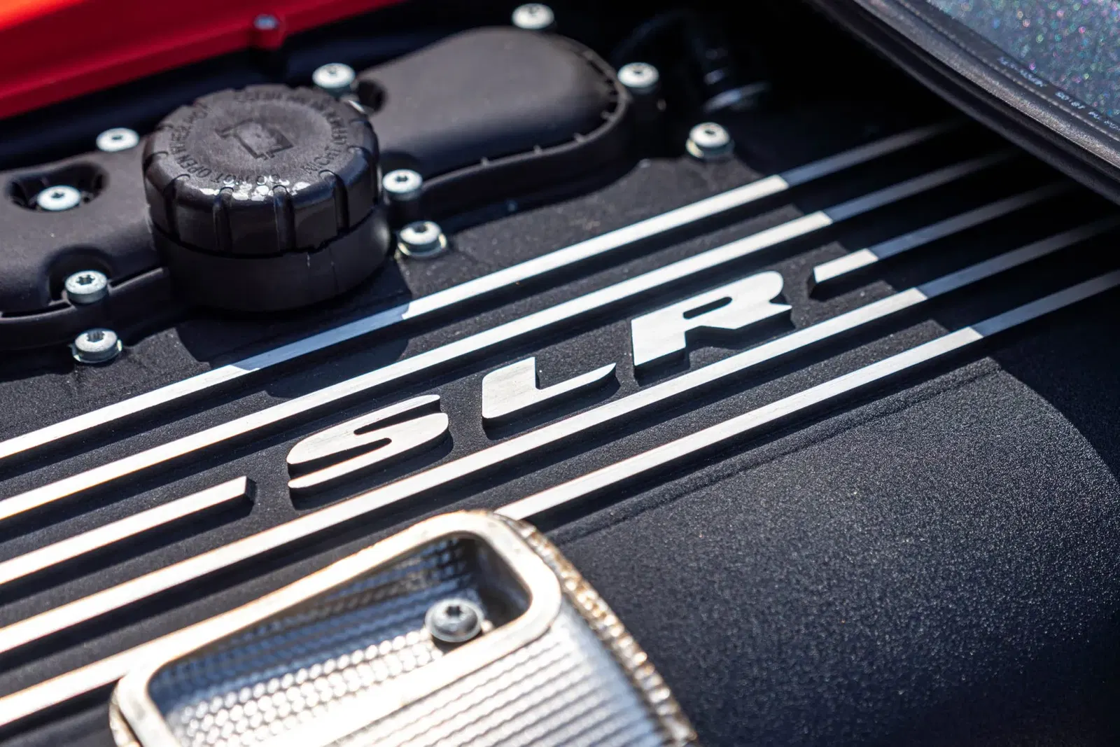 3,200-Mile 2006 Mercedes-Benz SLR McLaren