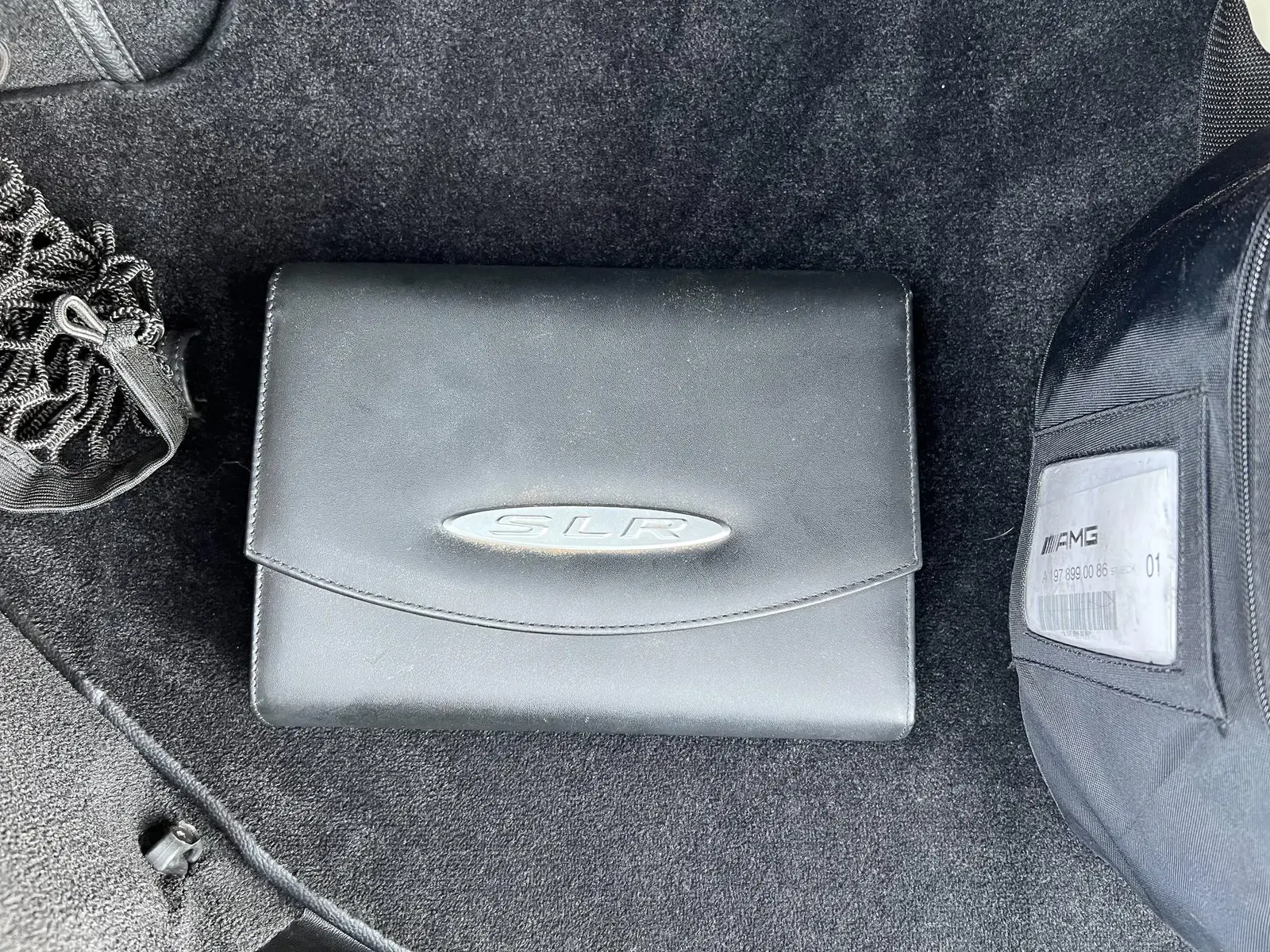 3,200-Mile 2006 Mercedes-Benz SLR McLaren