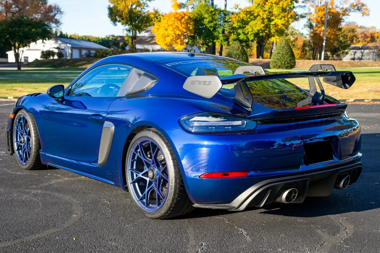 2023 Porsche 718 Cayman GT4 RS Weissach