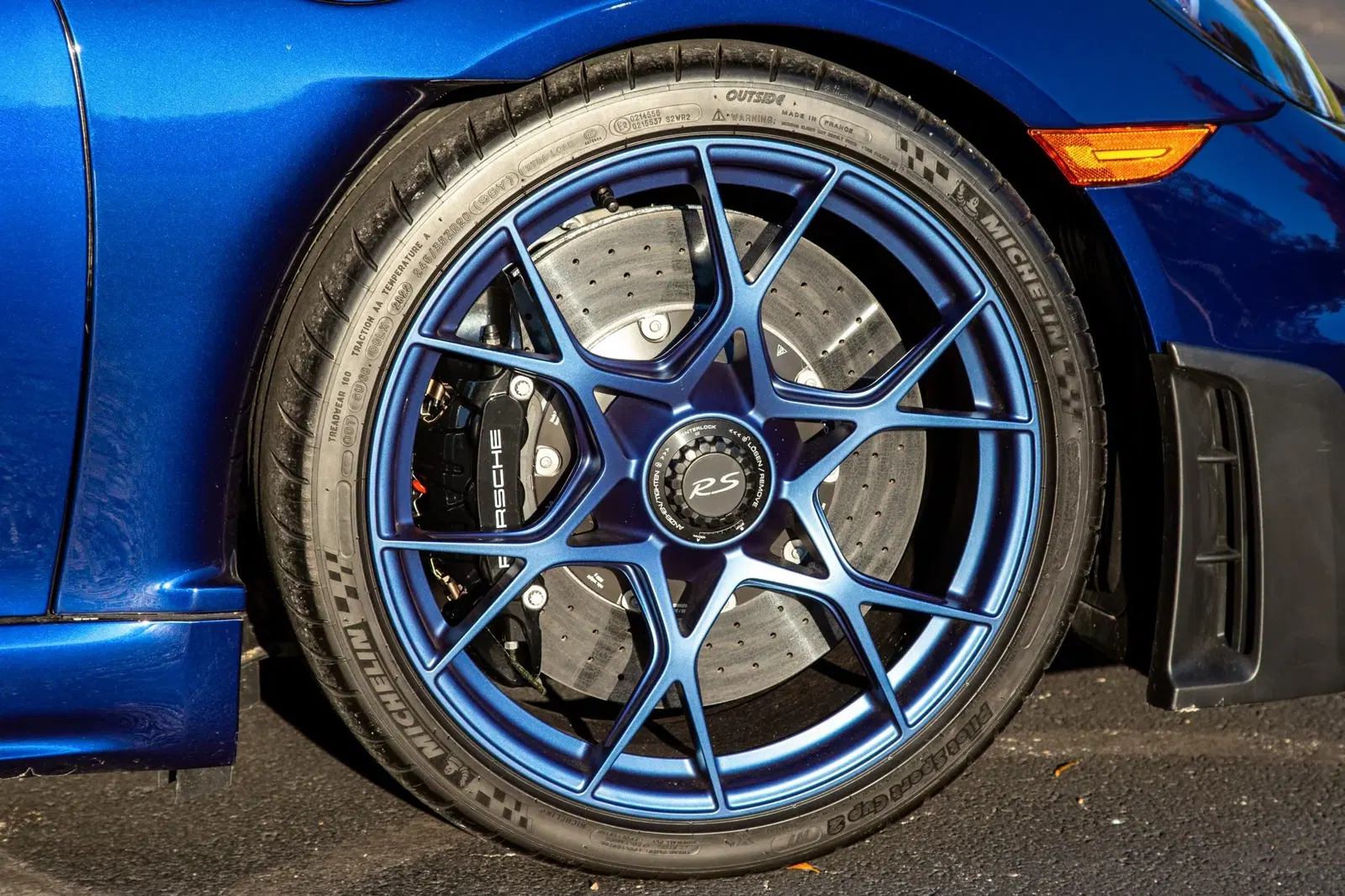2023 Porsche 718 Cayman GT4 RS Weissach