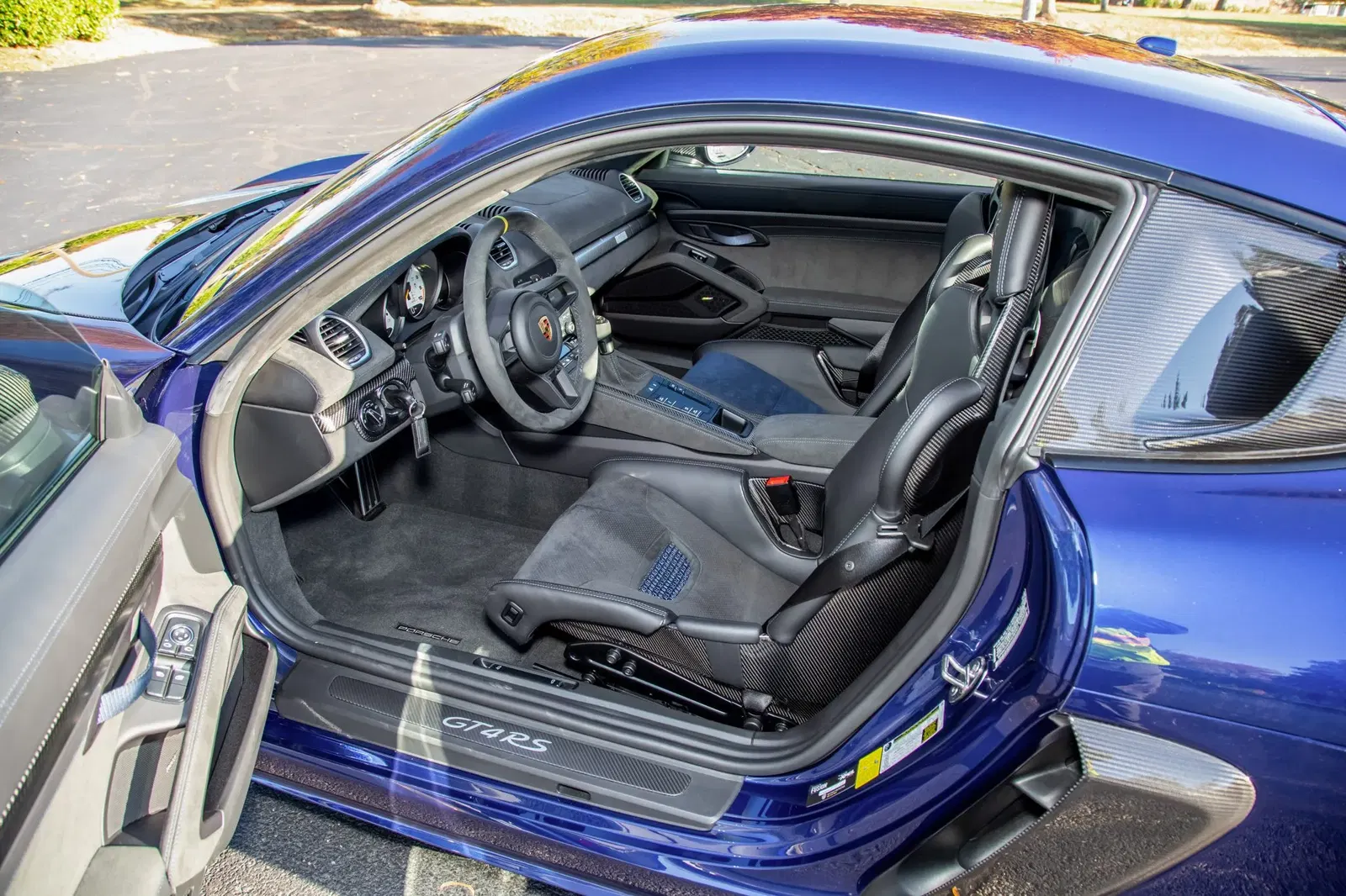 2023 Porsche 718 Cayman GT4 RS Weissach