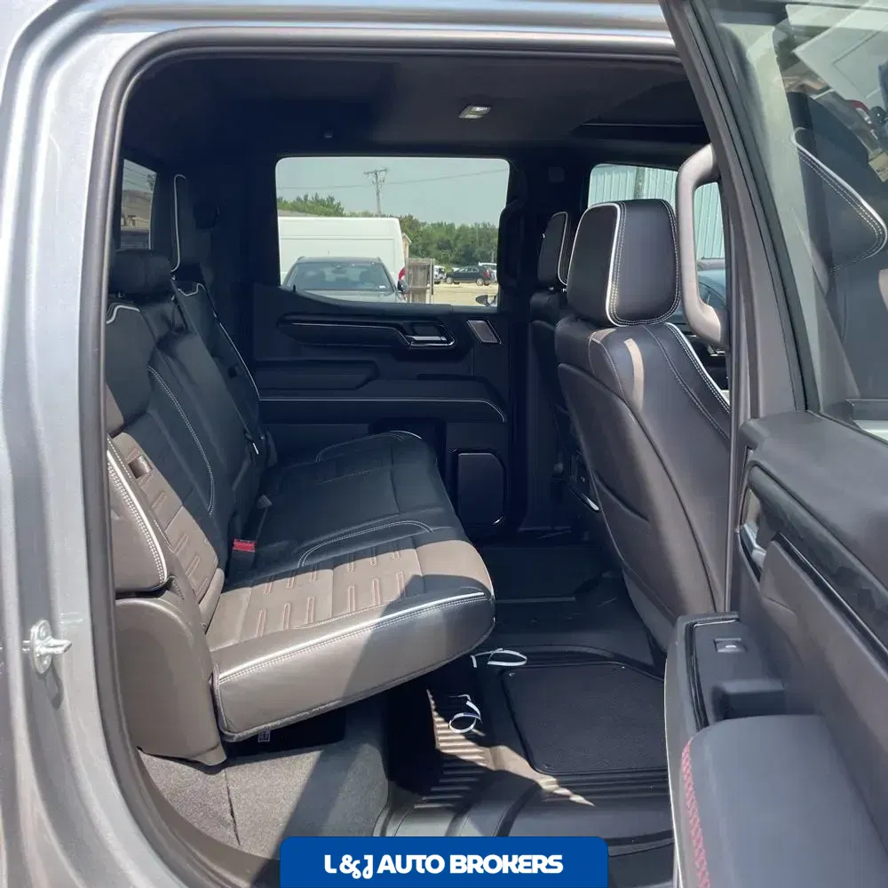 2023 GMC Sierra 1500 AT4X