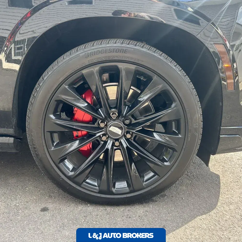 2026 Cadillac Escalade-V ESV Base