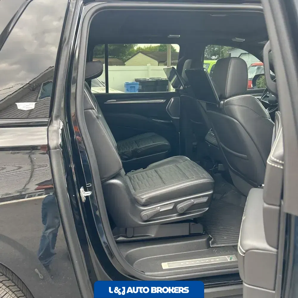 2026 Cadillac Escalade-V ESV Base