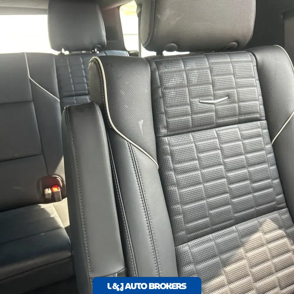2026 Cadillac Escalade-V ESV Base