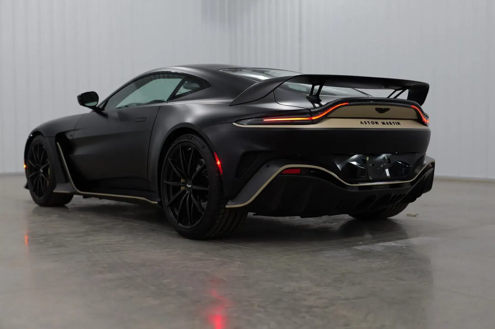 566-Mile 2023 Aston Martin V12 Vantage Coupe