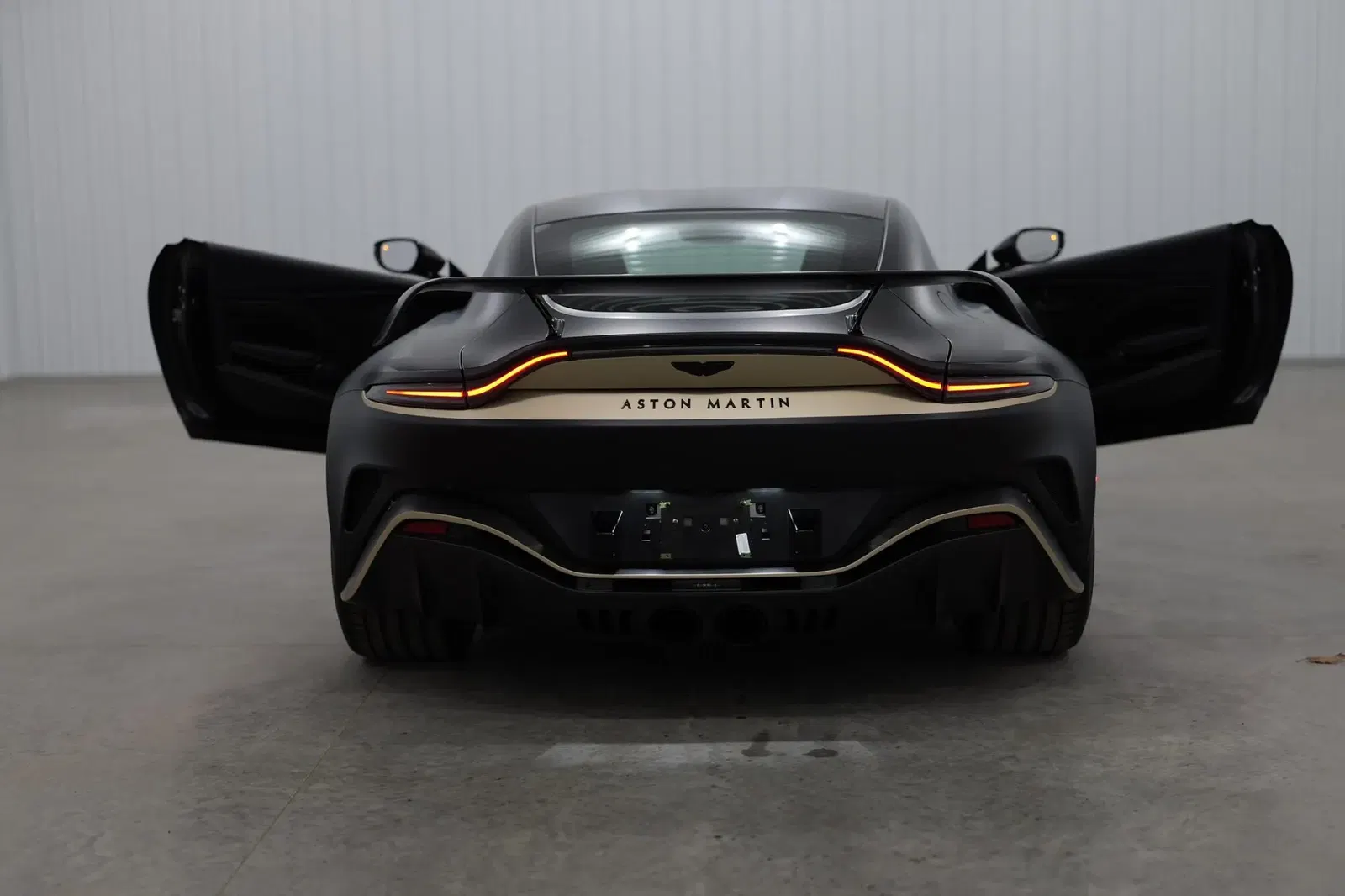 566-Mile 2023 Aston Martin V12 Vantage Coupe