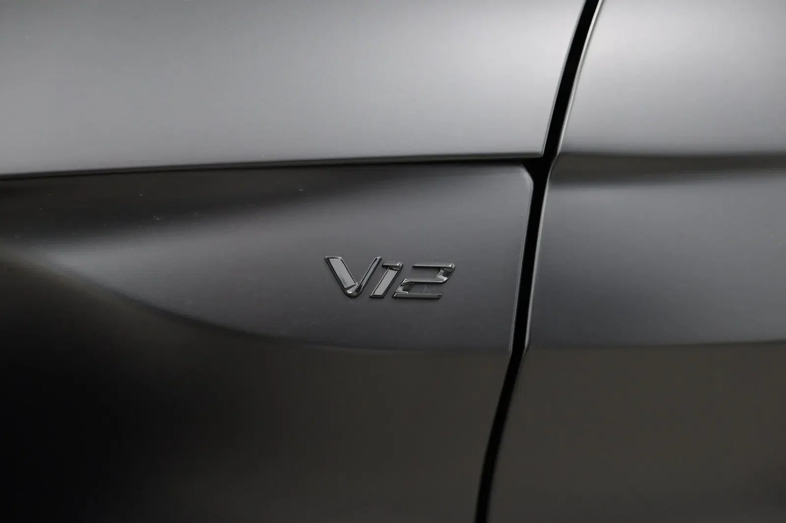 566-Mile 2023 Aston Martin V12 Vantage Coupe