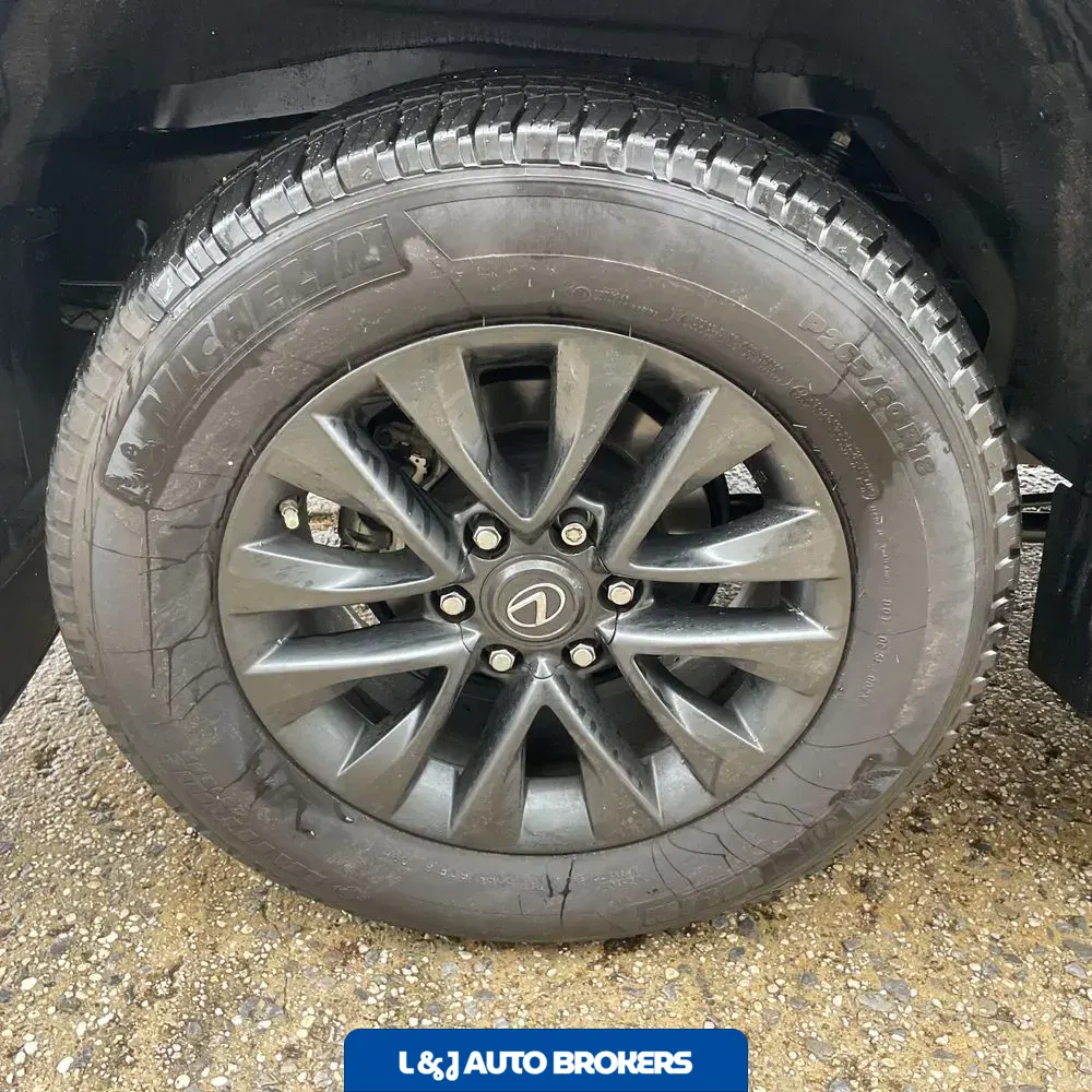 2023 Lexus GX 460 Base
