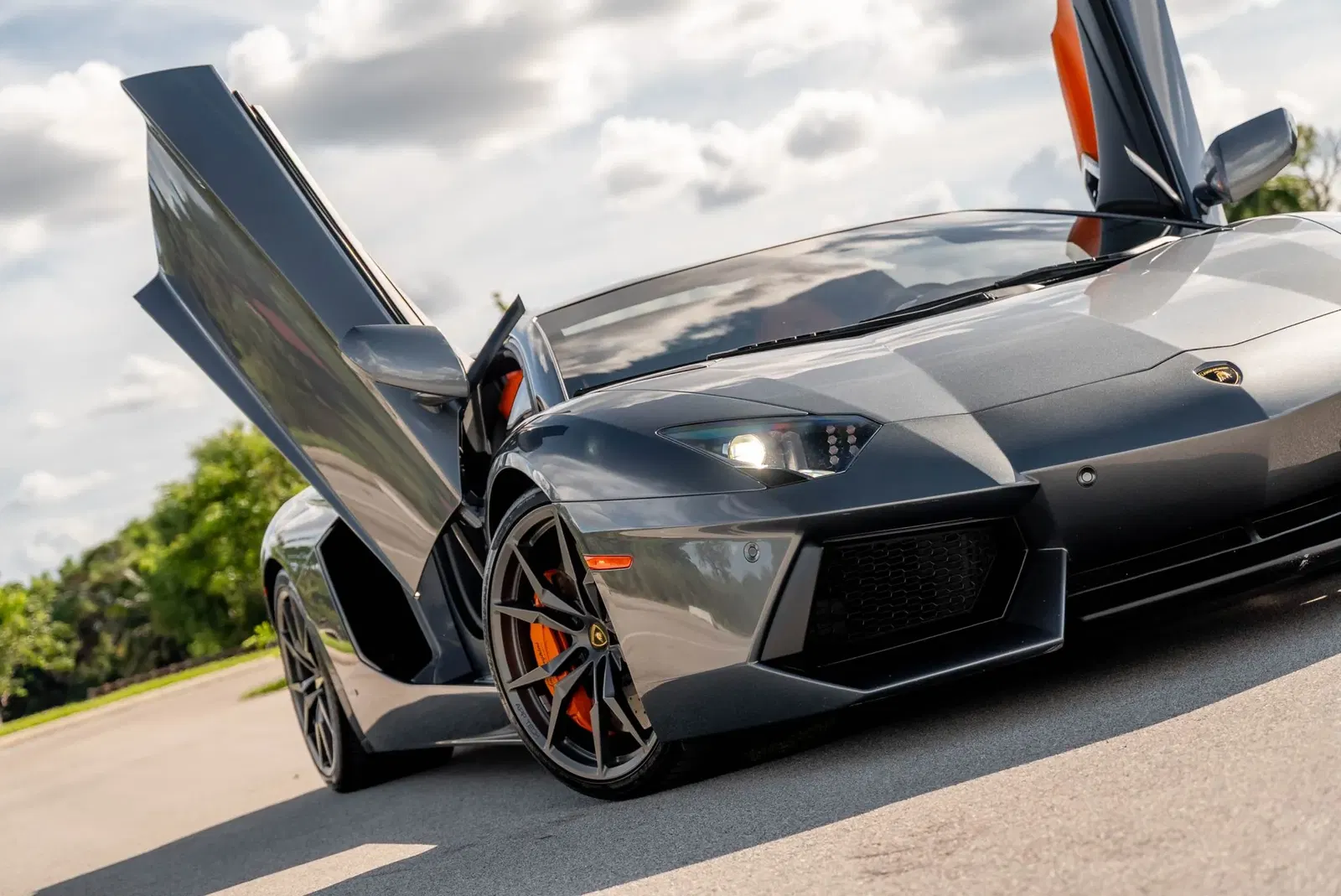 10k-Mile 2015 Lamborghini Aventador LP700-4 Roadster