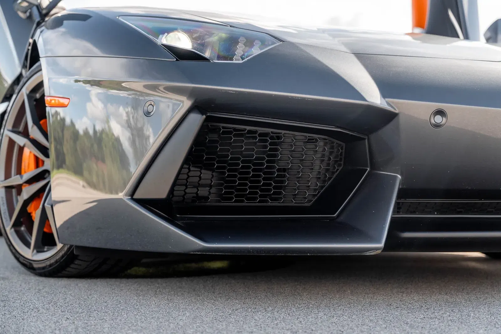 10k-Mile 2015 Lamborghini Aventador LP700-4 Roadster