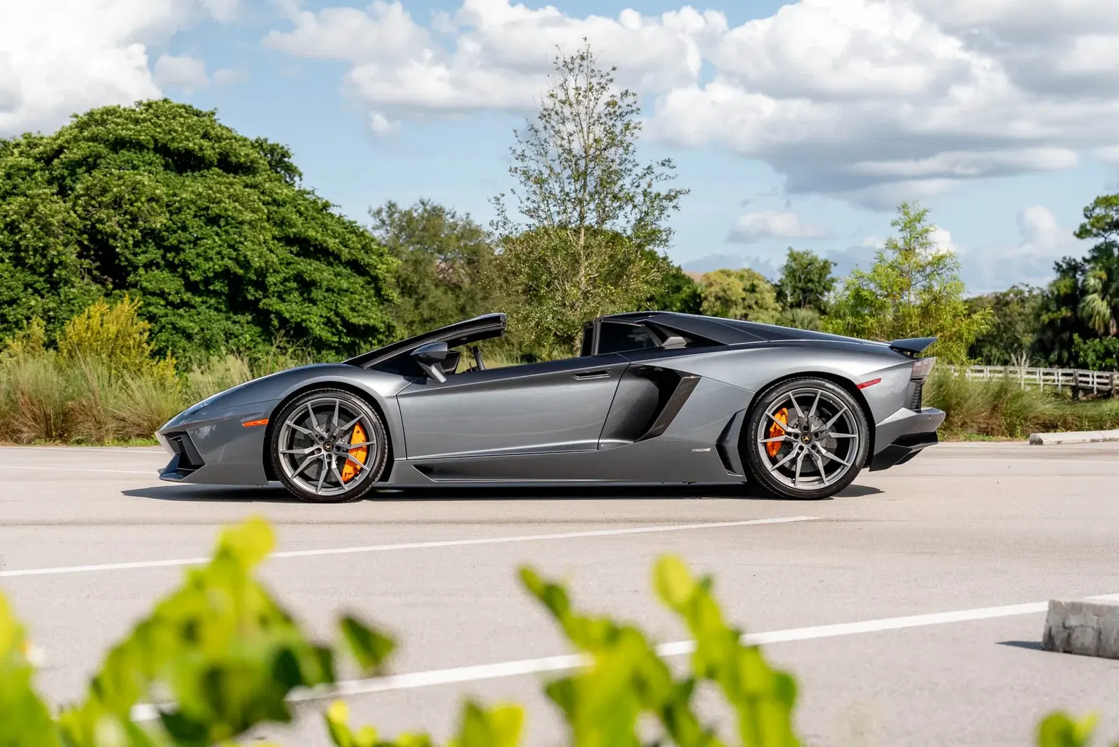 10k-Mile 2015 Lamborghini Aventador LP700-4 Roadster