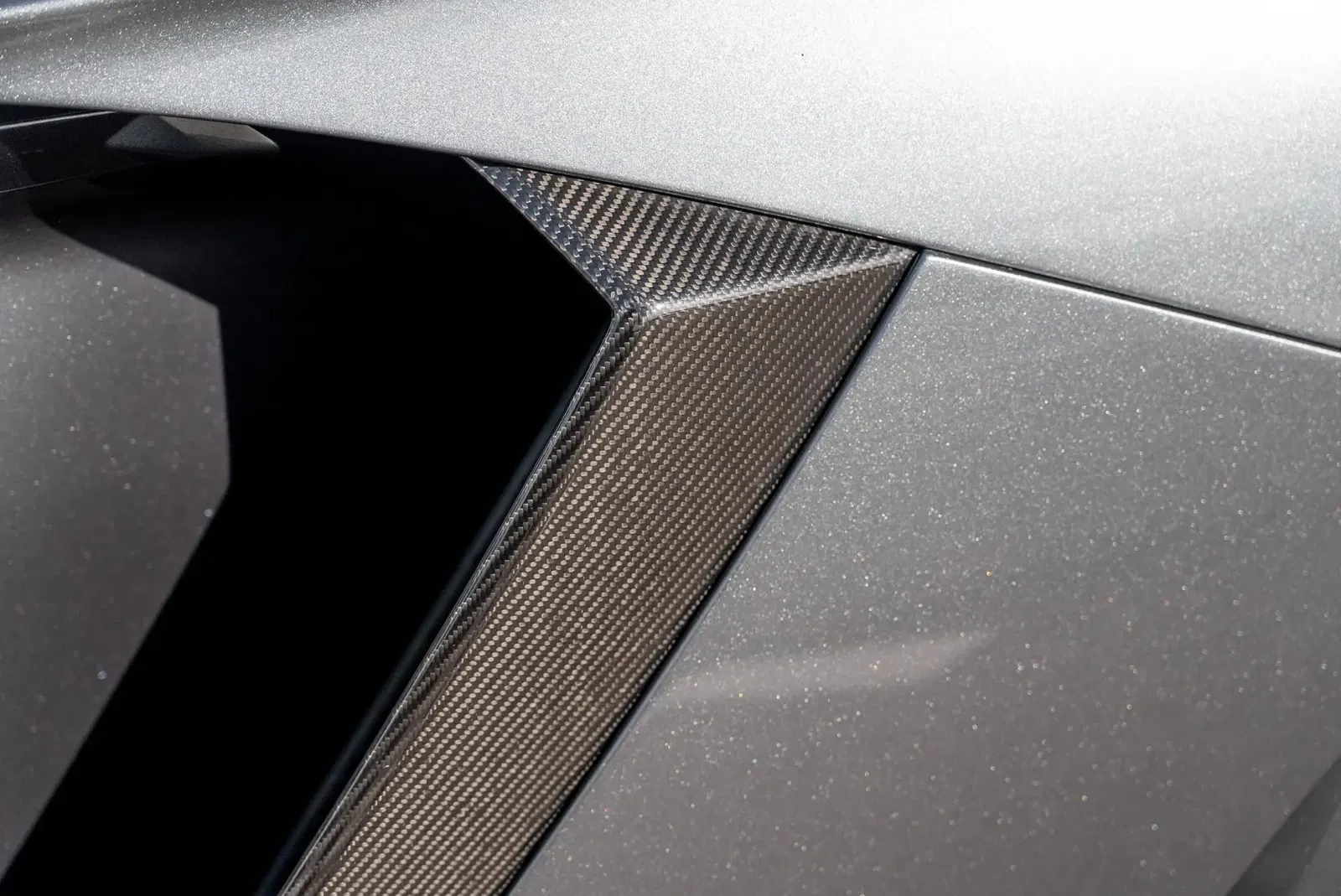 10k-Mile 2015 Lamborghini Aventador LP700-4 Roadster