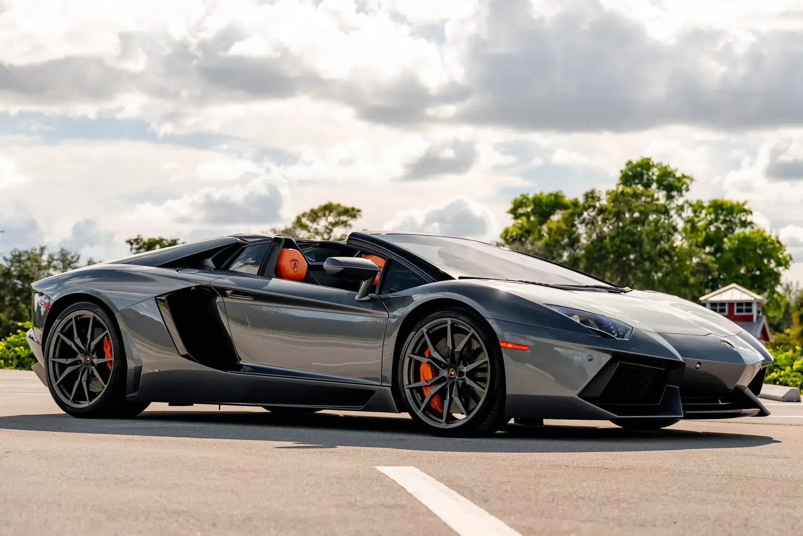 10k-Mile 2015 Lamborghini Aventador LP700-4 Roadster