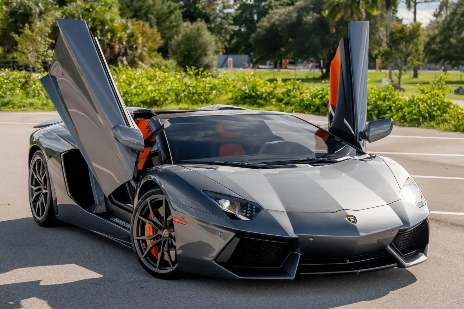 10k-Mile 2015 Lamborghini Aventador LP700-4 Roadster