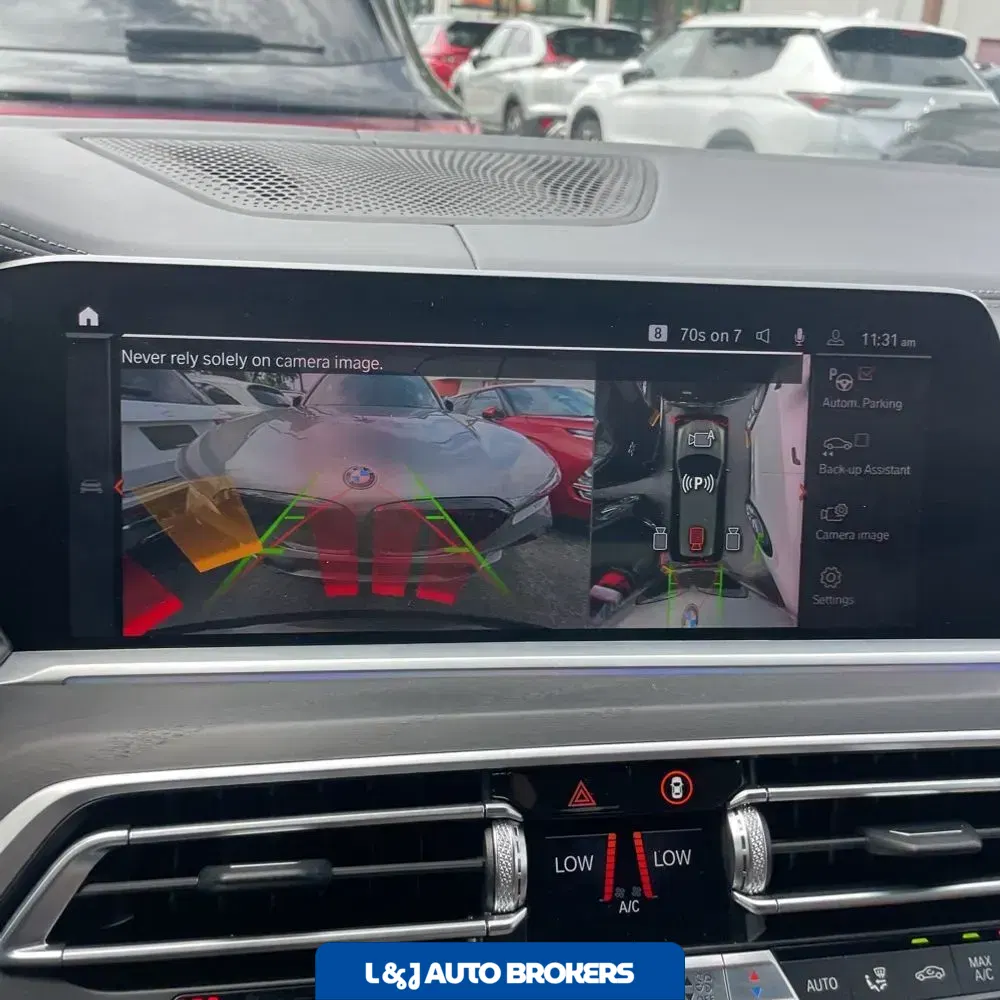 2022 BMW X7 M50i