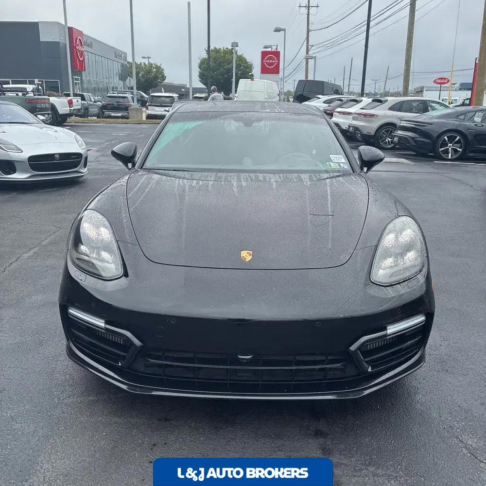 2019 Porsche Panamera GTS