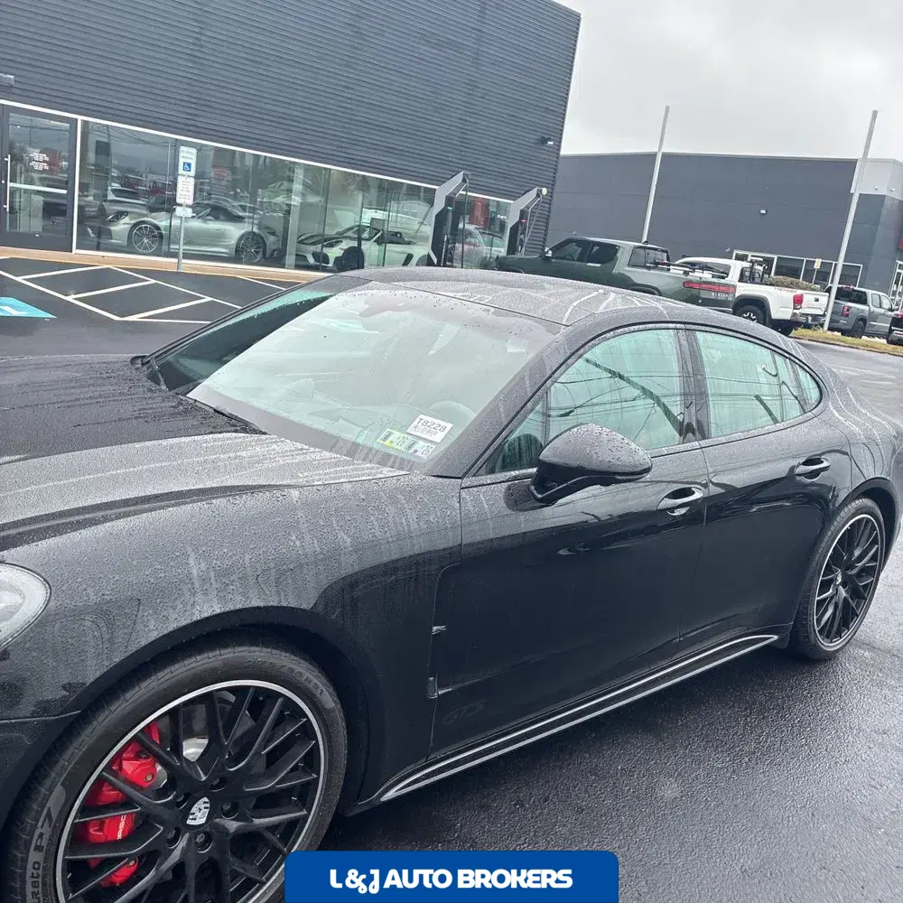 2019 Porsche Panamera GTS