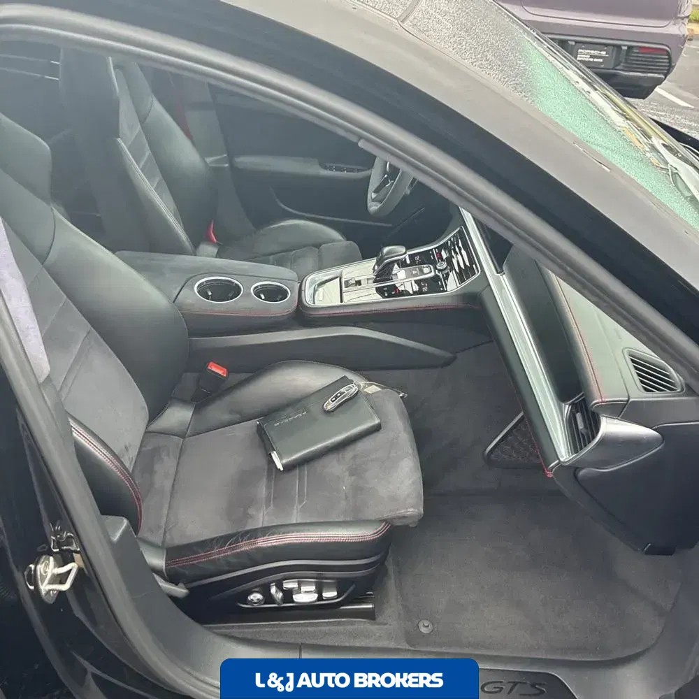 2019 Porsche Panamera GTS