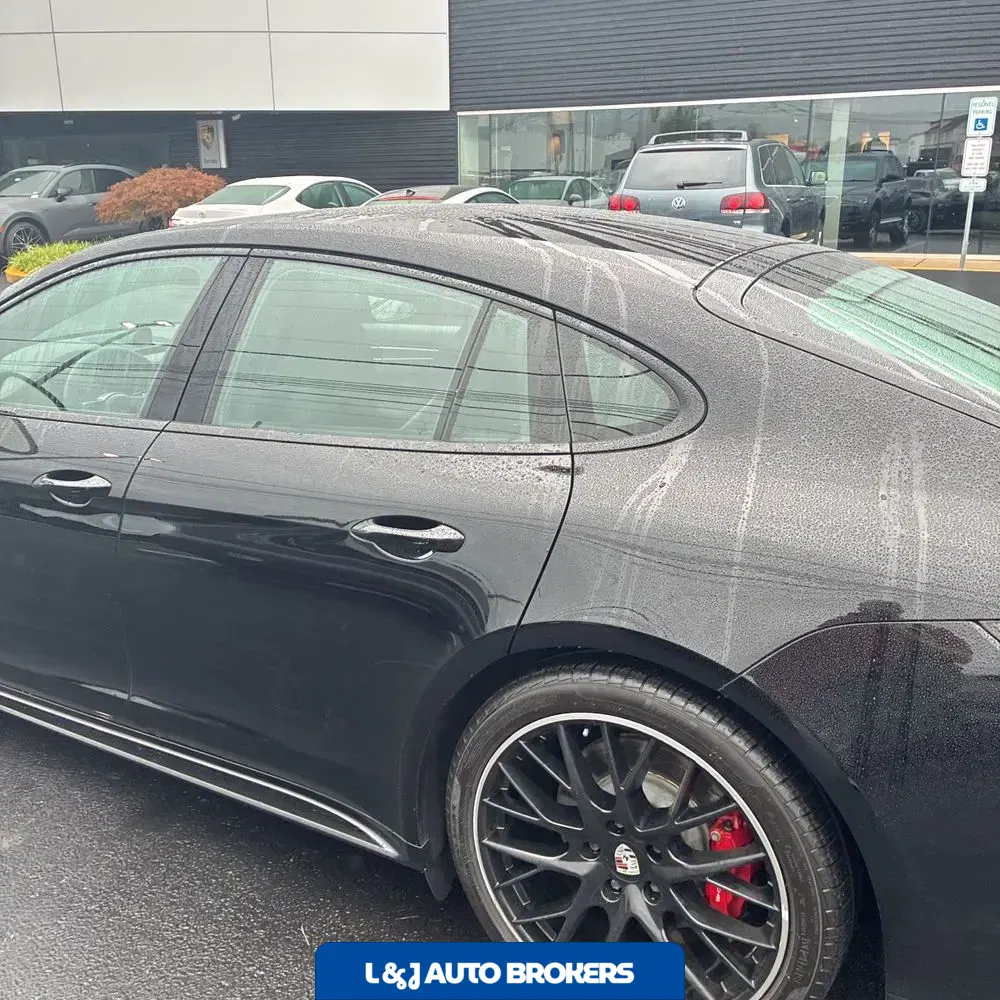 2019 Porsche Panamera GTS