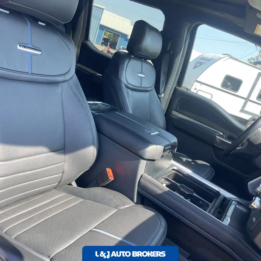 2025 Ford F-250 Super Duty Platinum