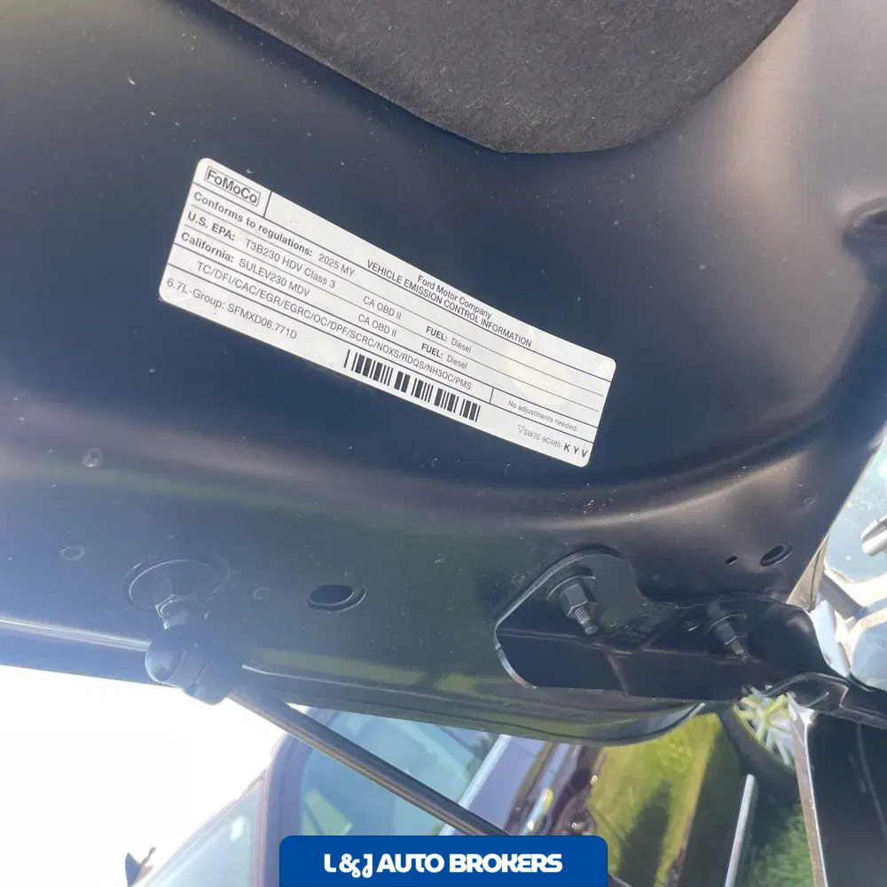 2025 Ford F-250 Super Duty Platinum