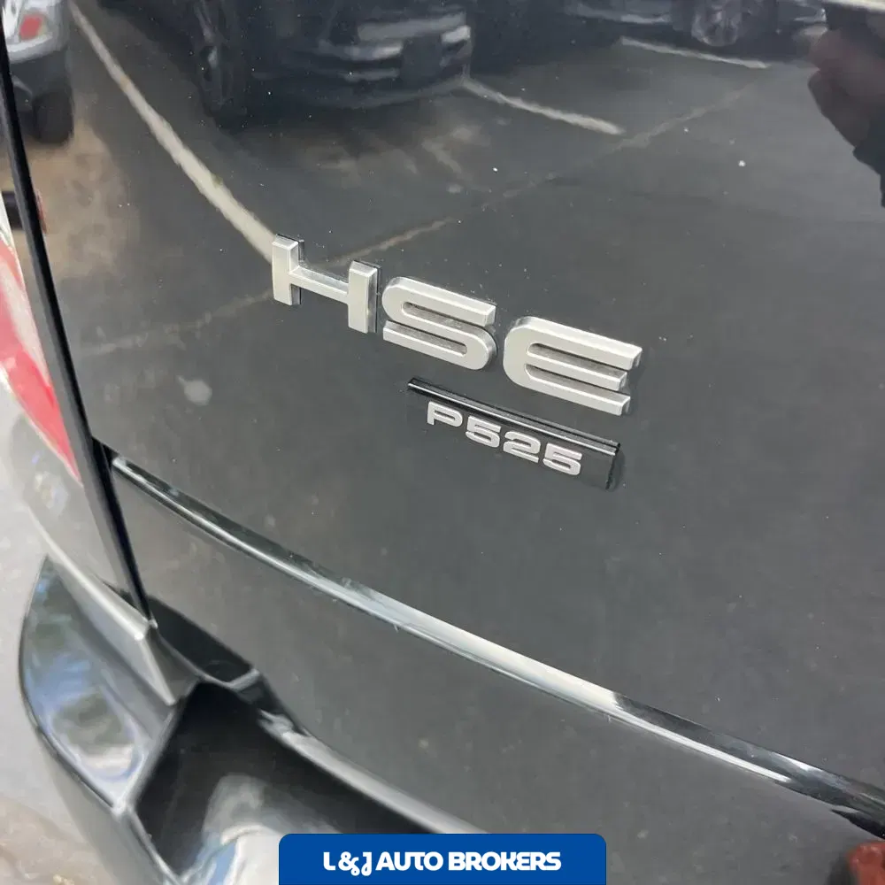 2022 Land Rover Range Rover P525 HSE Westminster Edition