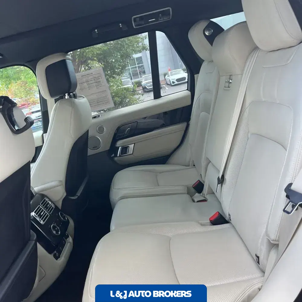 2022 Land Rover Range Rover P525 HSE Westminster Edition