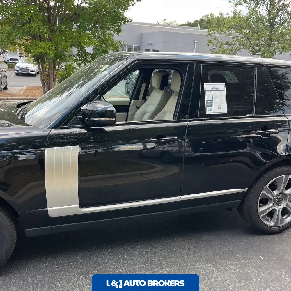 2022 Land Rover Range Rover P525 HSE Westminster Edition