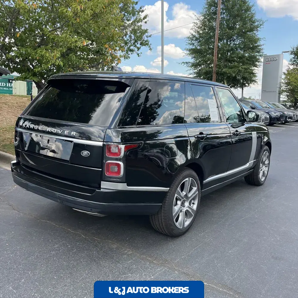 2022 Land Rover Range Rover P525 HSE Westminster Edition