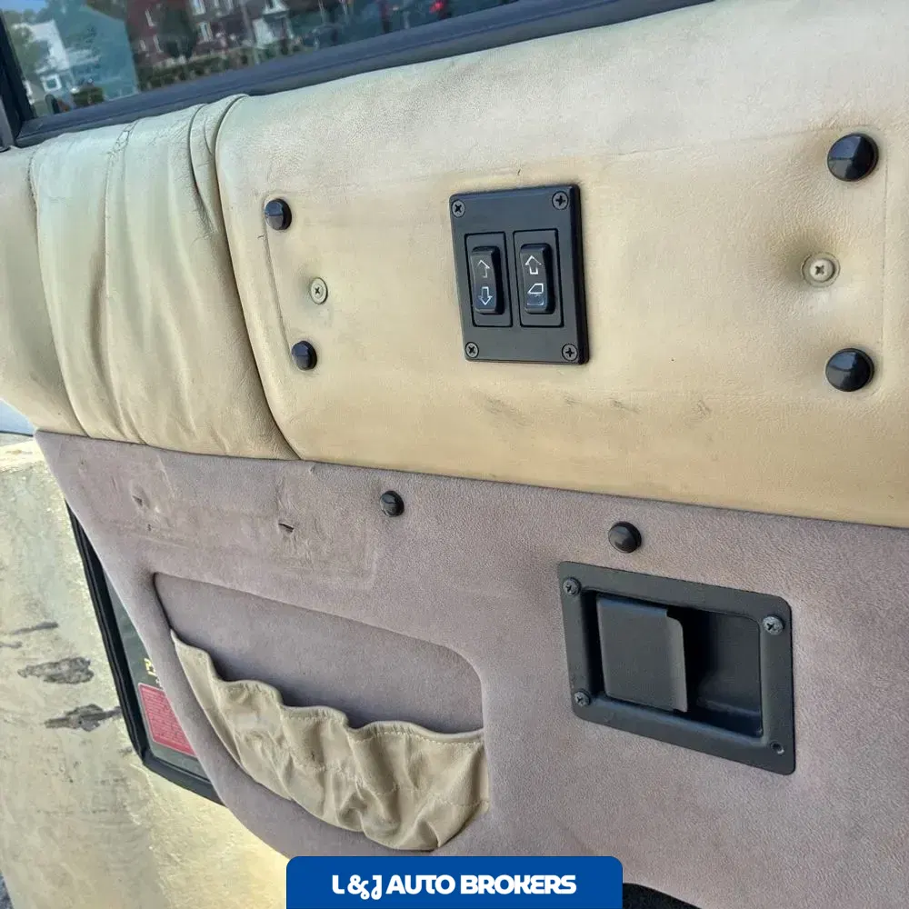 1998 Am General Hummer Hard Top