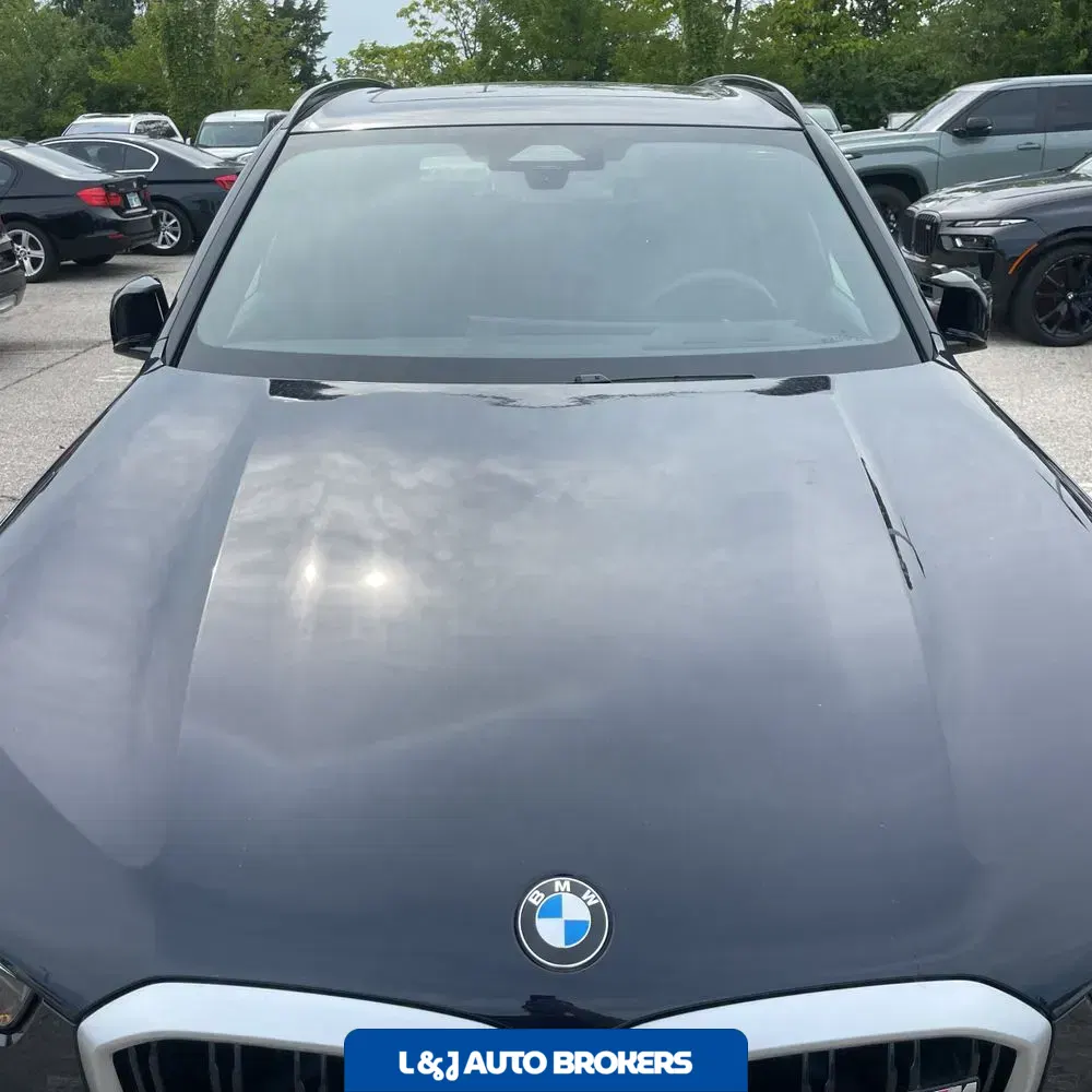 2026 BMW X5 M60i