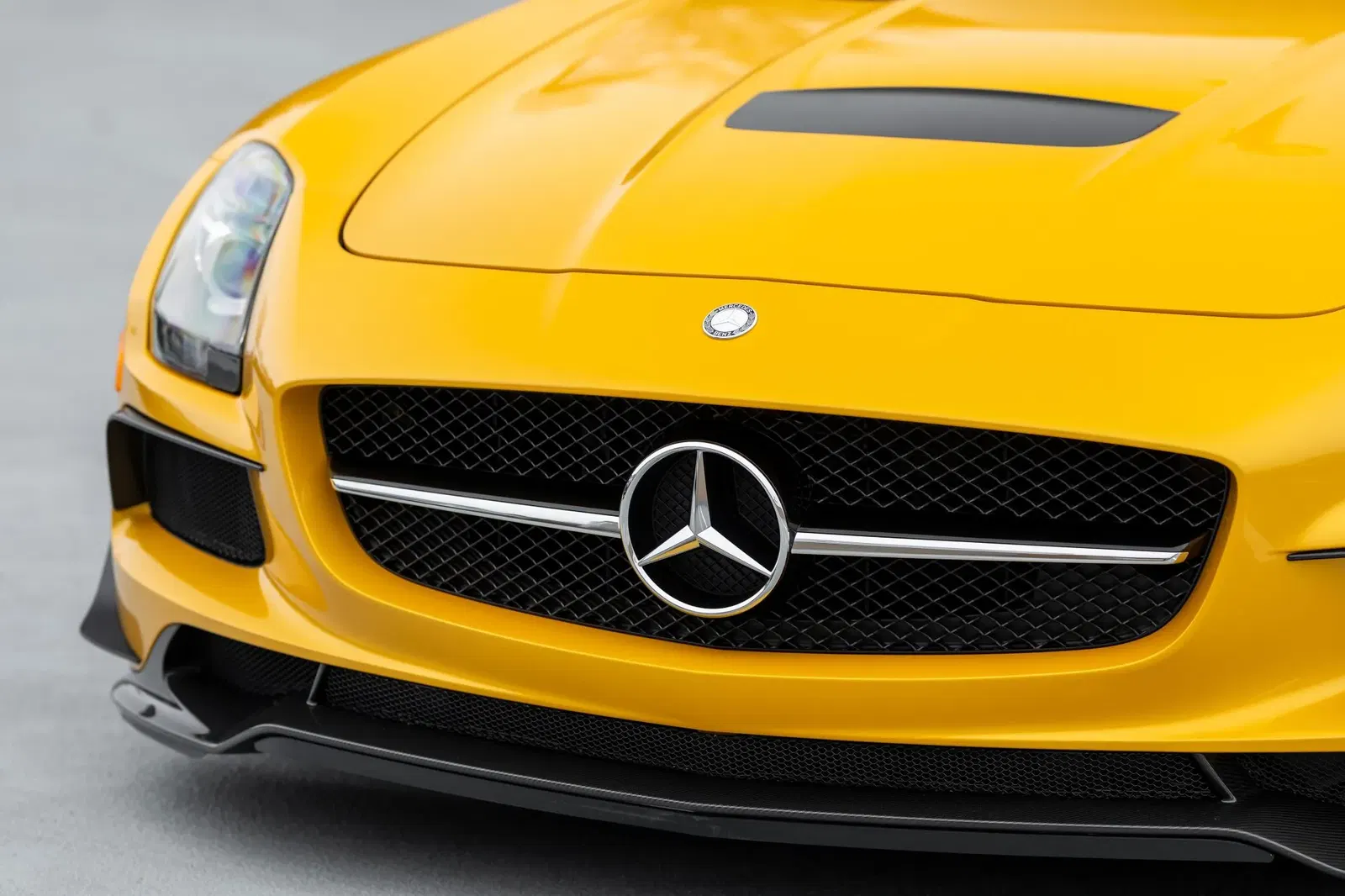 1,400-Mile 2014 Mercedes-Benz SLS AMG Black Series