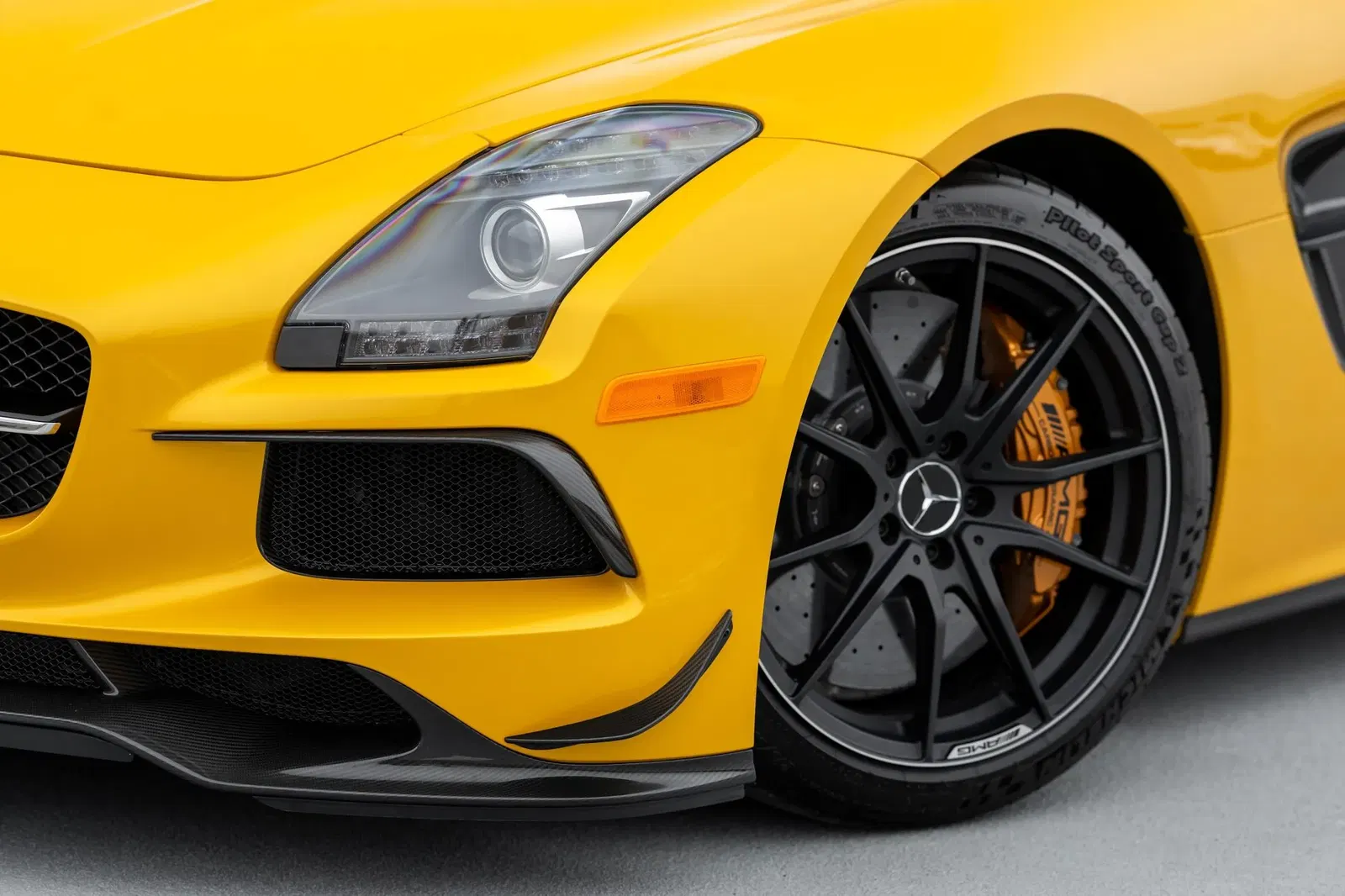 1,400-Mile 2014 Mercedes-Benz SLS AMG Black Series