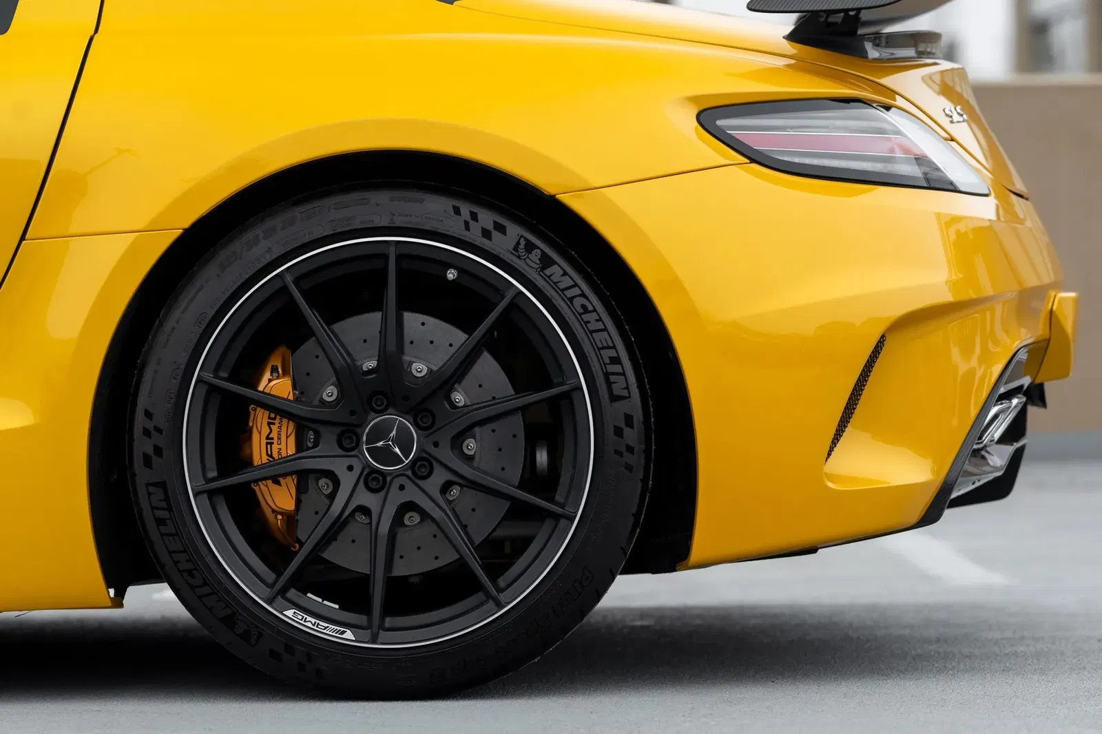 1,400-Mile 2014 Mercedes-Benz SLS AMG Black Series