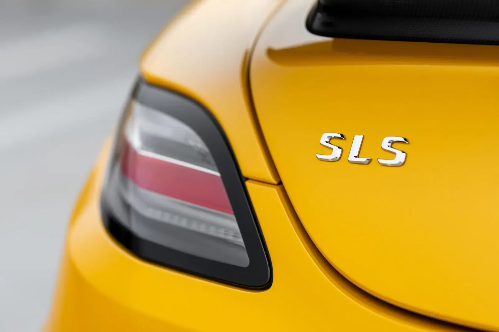1,400-Mile 2014 Mercedes-Benz SLS AMG Black Series
