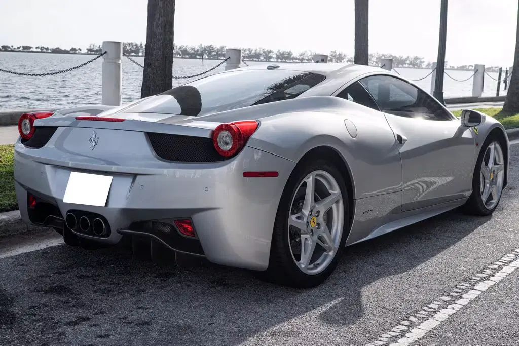 2012 Ferrari 458 Italia Coupe
