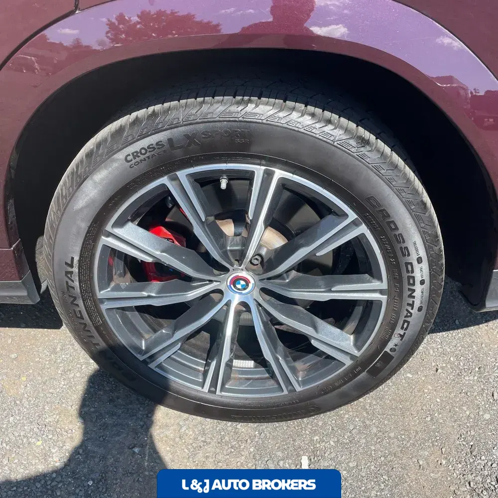 2023 BMW X6 M50i