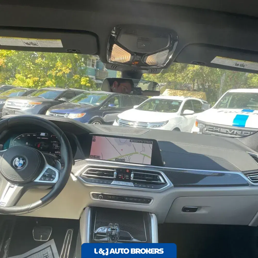 2023 BMW X6 M50i