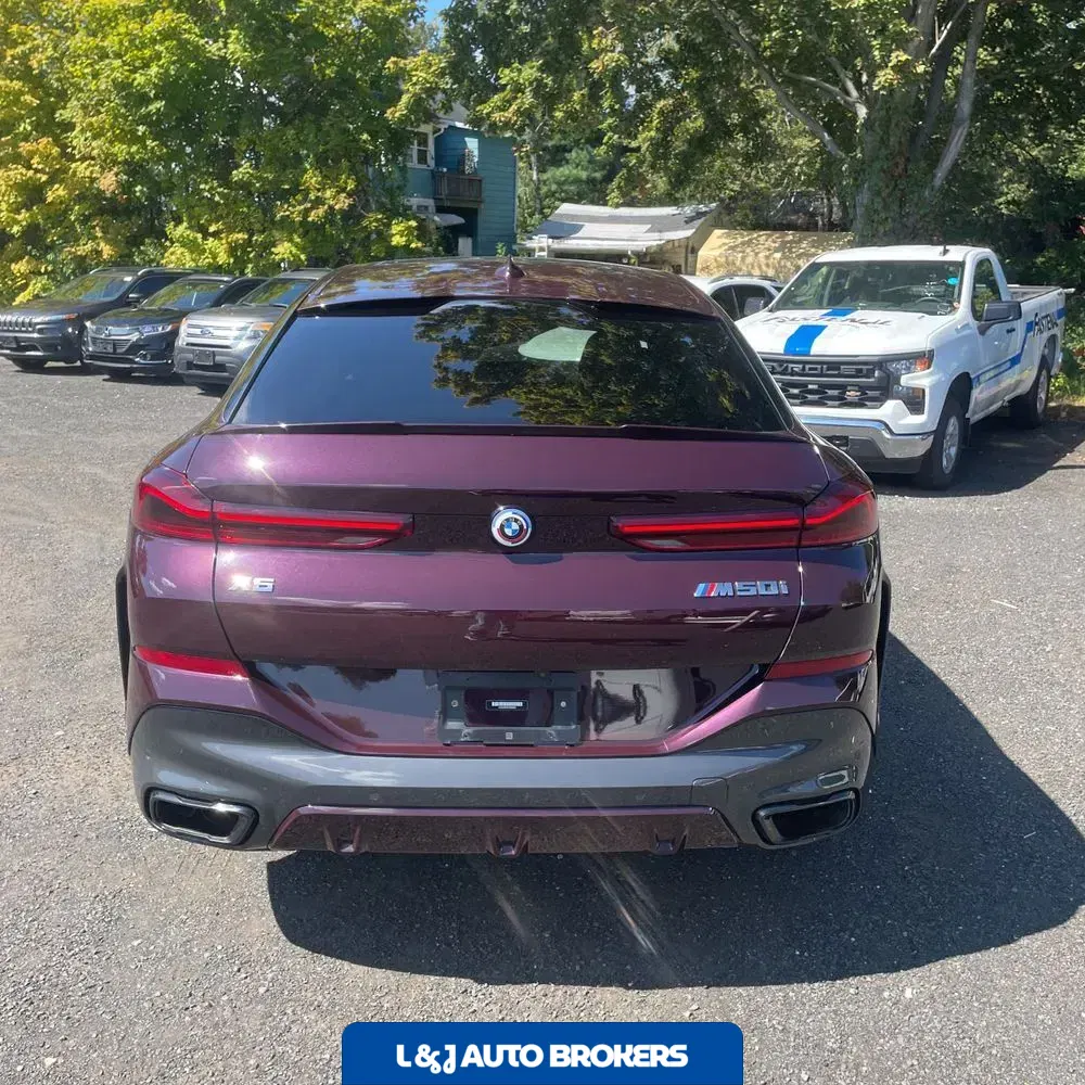2023 BMW X6 M50i