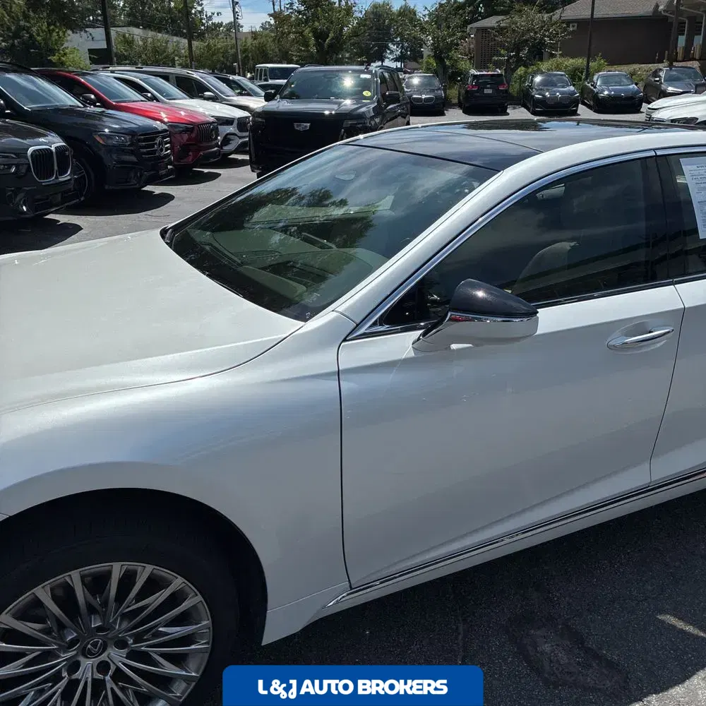2024 Lexus LS 500 Base