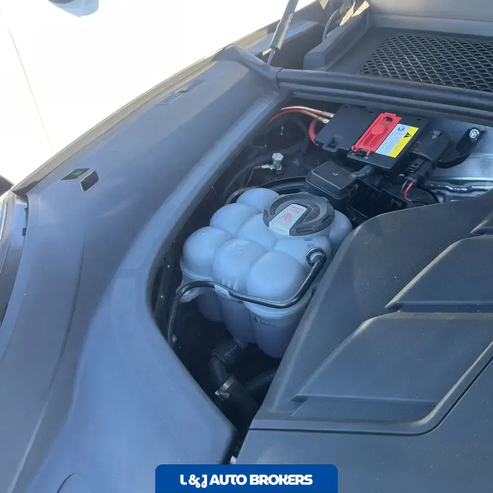 2022 Porsche Cayenne Base
