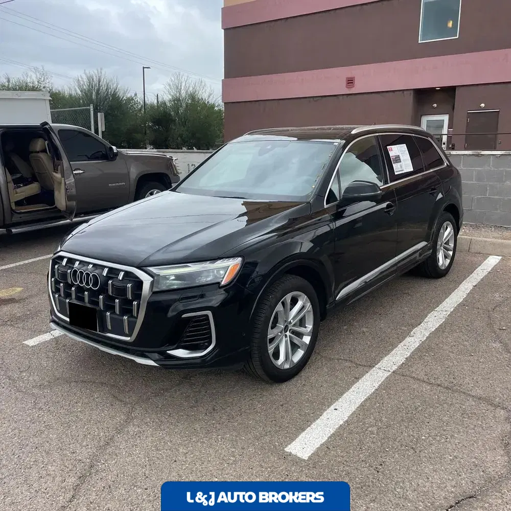 2025 Audi Q7 Premium Plus 55