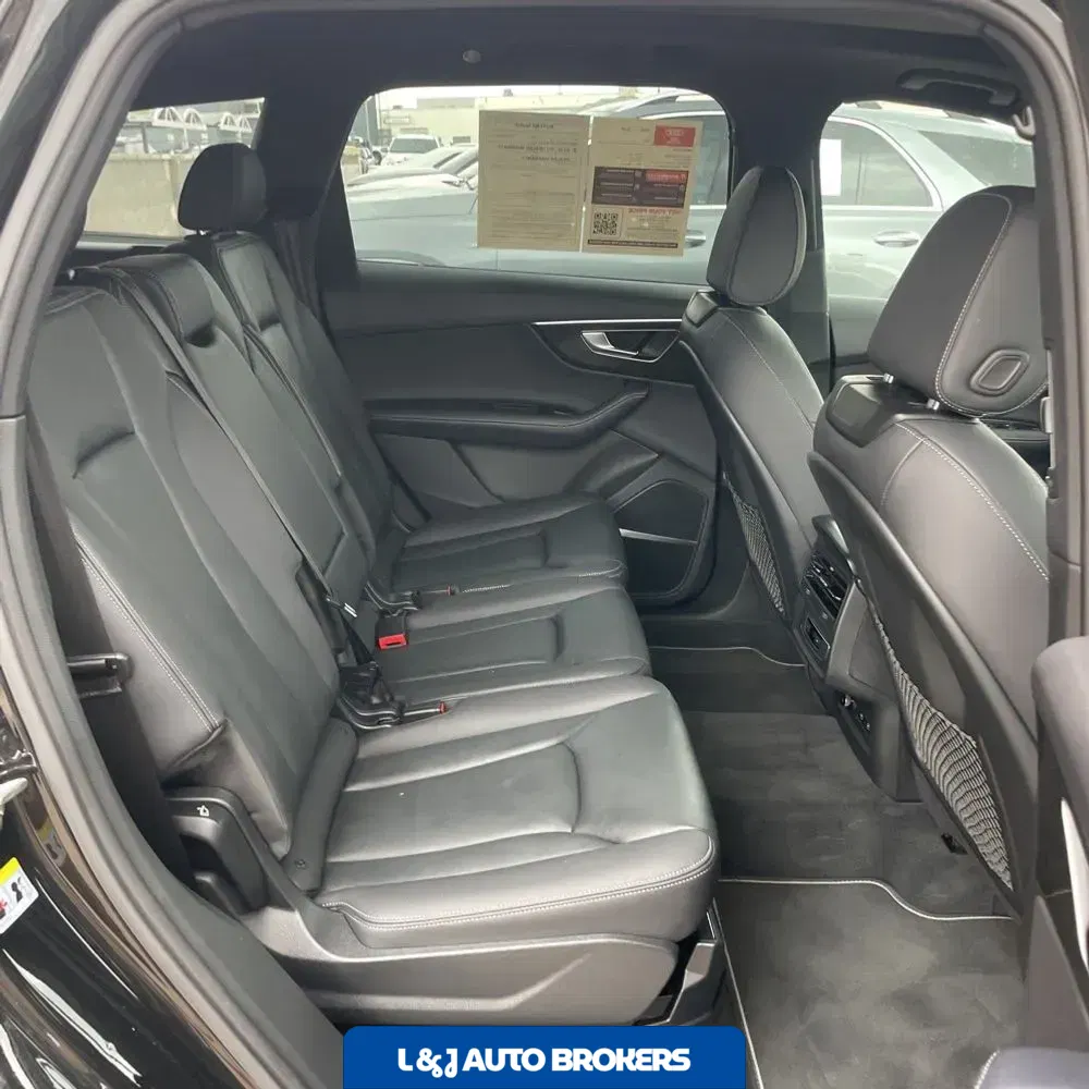2025 Audi Q7 Premium Plus 55