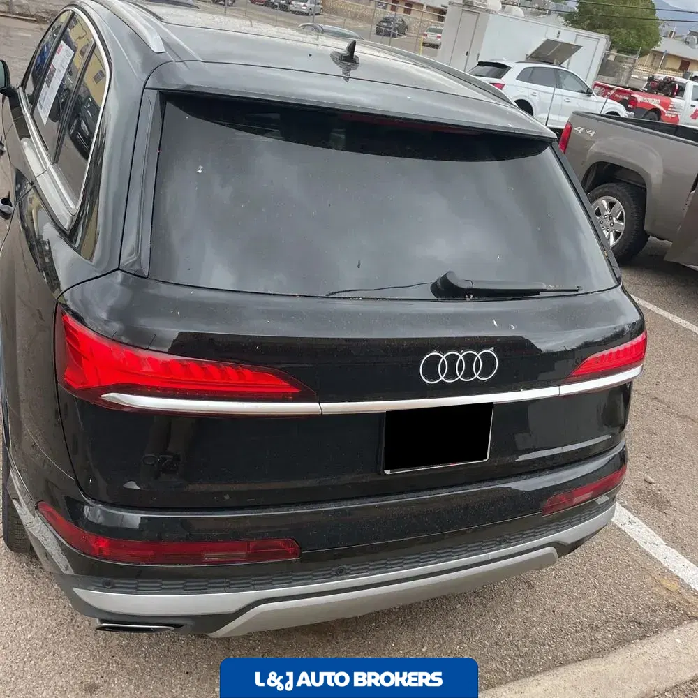 2025 Audi Q7 Premium Plus 55